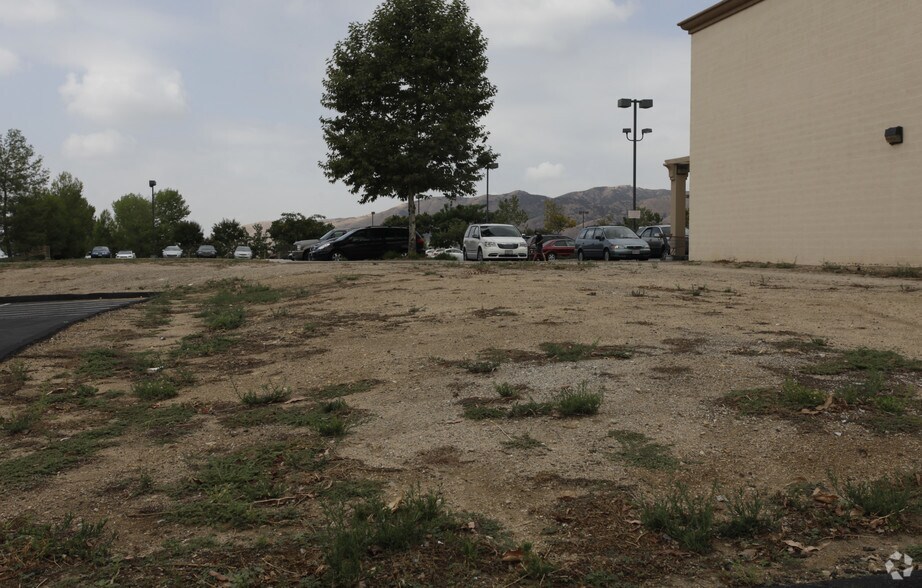 Oak Glen Rd, Yucaipa, CA à vendre - Photo principale - Image 2 de 3