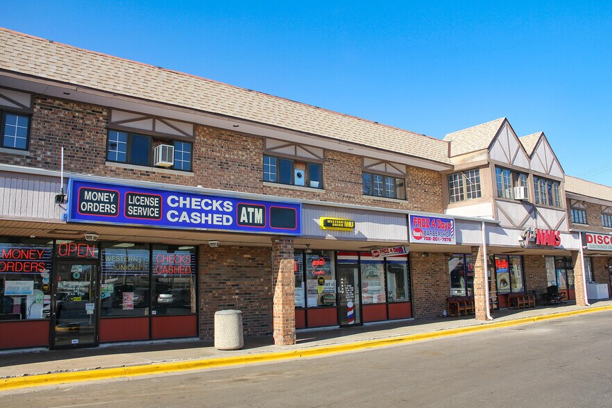 14200 Chicago Rd, Dolton, IL à louer - Photo du bâtiment - Image 1 de 11