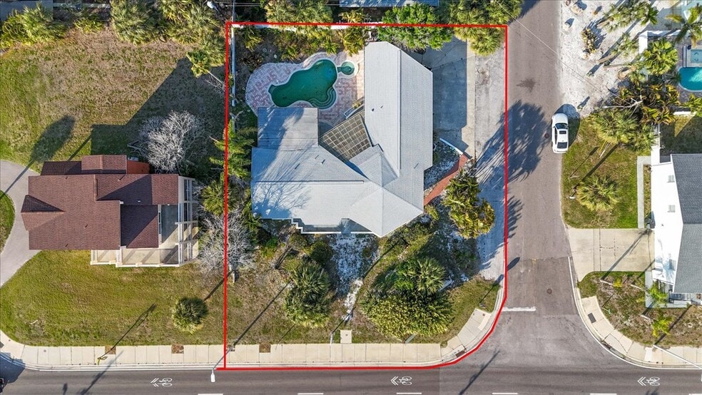 16007 Gulf Blvd, Redington Beach, FL à vendre - Photo du bâtiment - Image 3 de 6