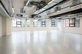 Plus de détails pour Ambrose St, Cheltenham - Bureau à louer