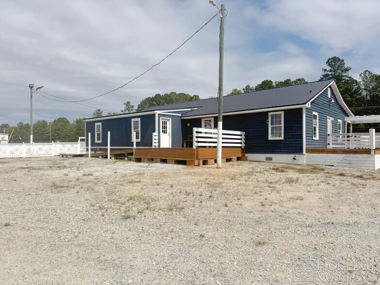 411 Pea Ridge Rd, Eatonton, GA à louer - Photo du bâtiment - Image 2 de 12