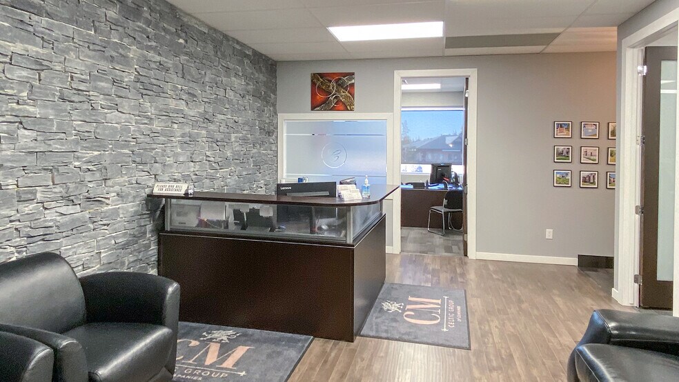 111 Broadway Blvd, Strathcona County, AB à louer - Photo intérieure - Image 3 de 12