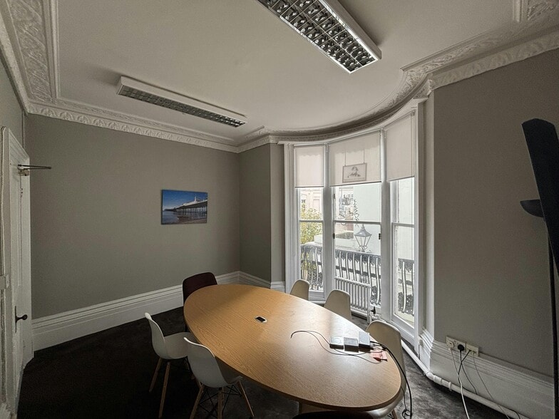 51 Old Steine, Brighton for lease - Building Photo - Image 3 of 9