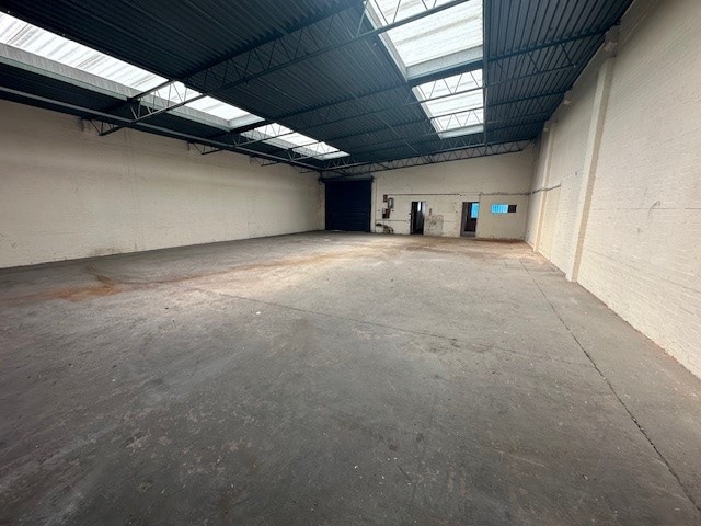 Oxford St, Bilston for lease Interior Photo- Image 1 of 3
