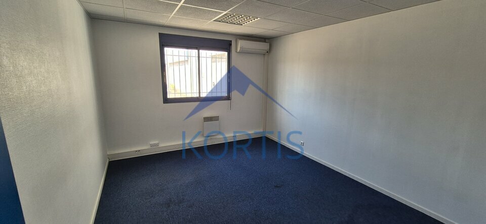 96 Avenue Du Progrès, Chassieu for lease - Interior Photo - Image 3 of 10