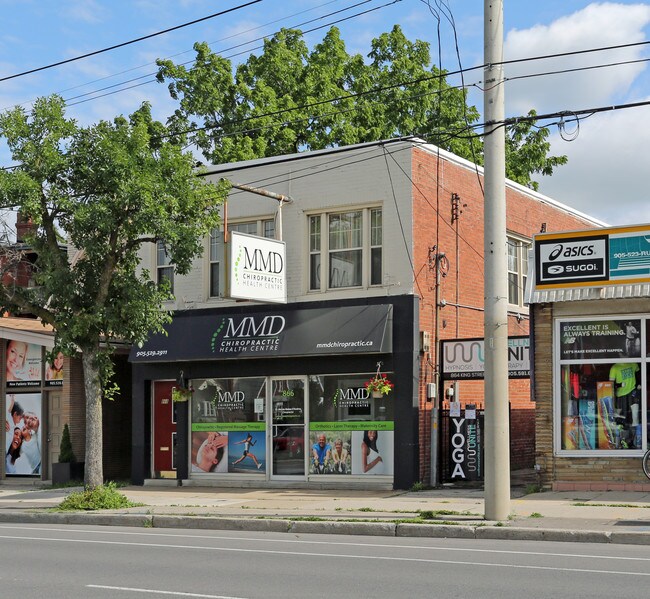 Plus de détails pour 864-868 King St W, Hamilton, ON - Bureau/Commerce de détail à louer