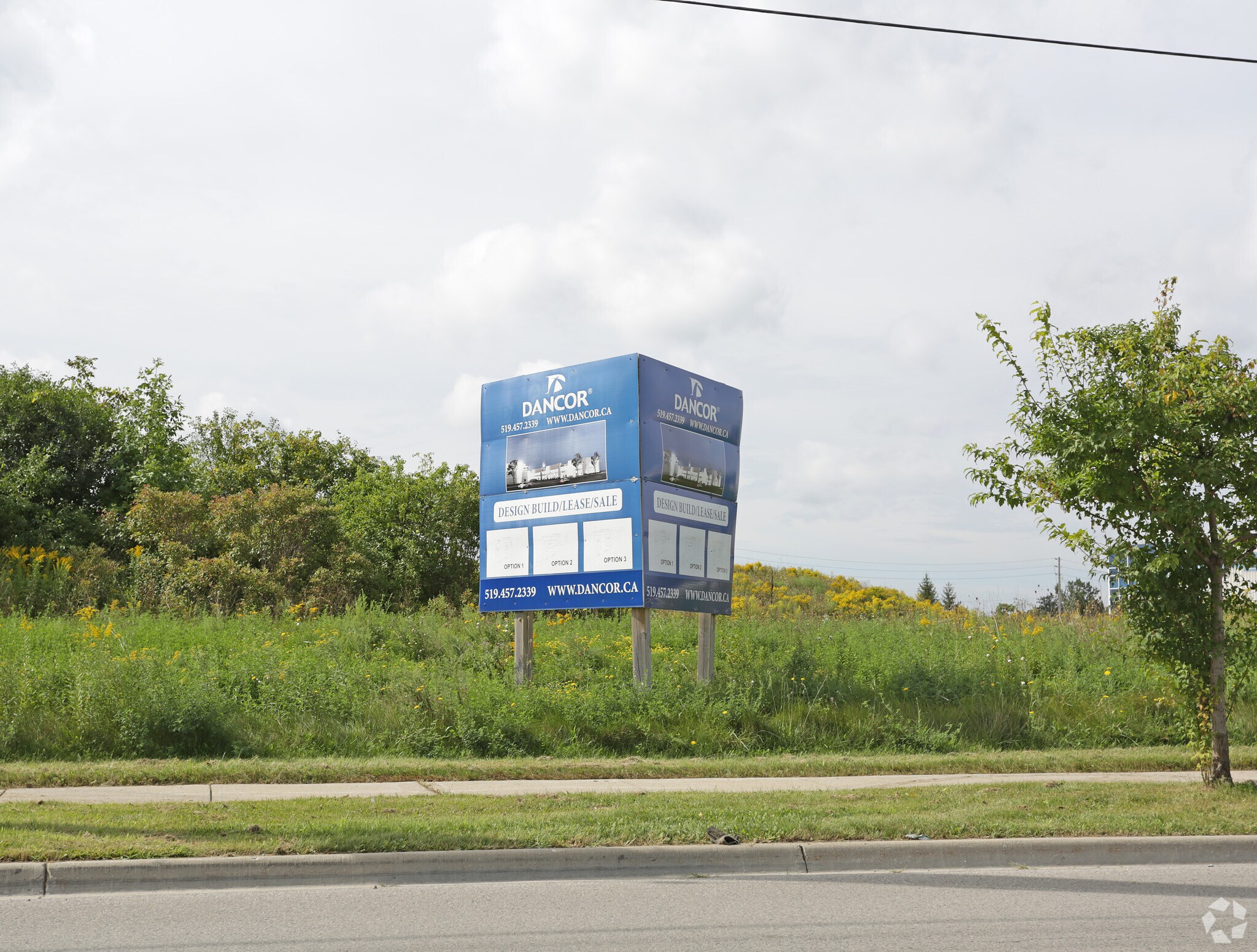 15760 Robin`s Hill Rd, London, ON for sale Primary Photo- Image 1 of 1