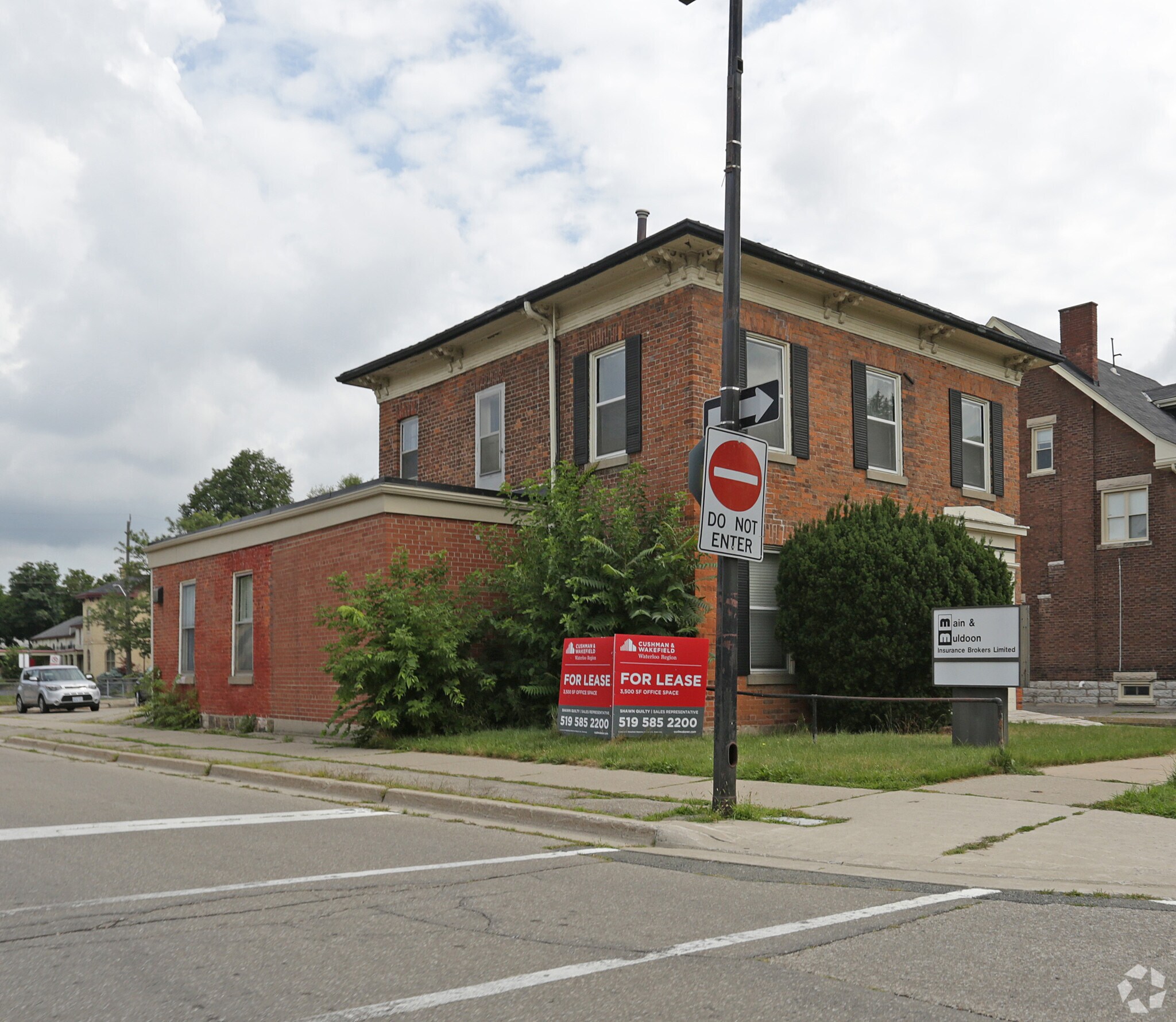 34 Wellington St, Brantford, ON for sale Primary Photo- Image 1 of 1