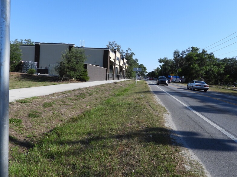 38430 A Ave, Zephyrhills, FL for sale - Primary Photo - Image 2 of 4