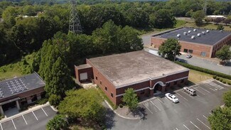 Plus de détails pour 8541 Crown Crescent Ct, Charlotte, NC - Flex à vendre