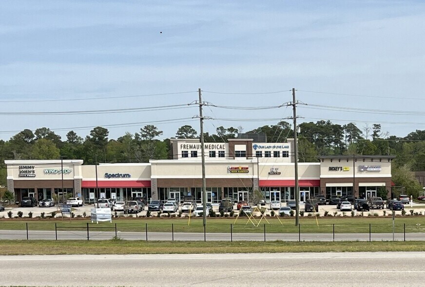 1806 Lindberg Dr, Slidell, LA à louer - Photo du bâtiment - Image 2 de 3