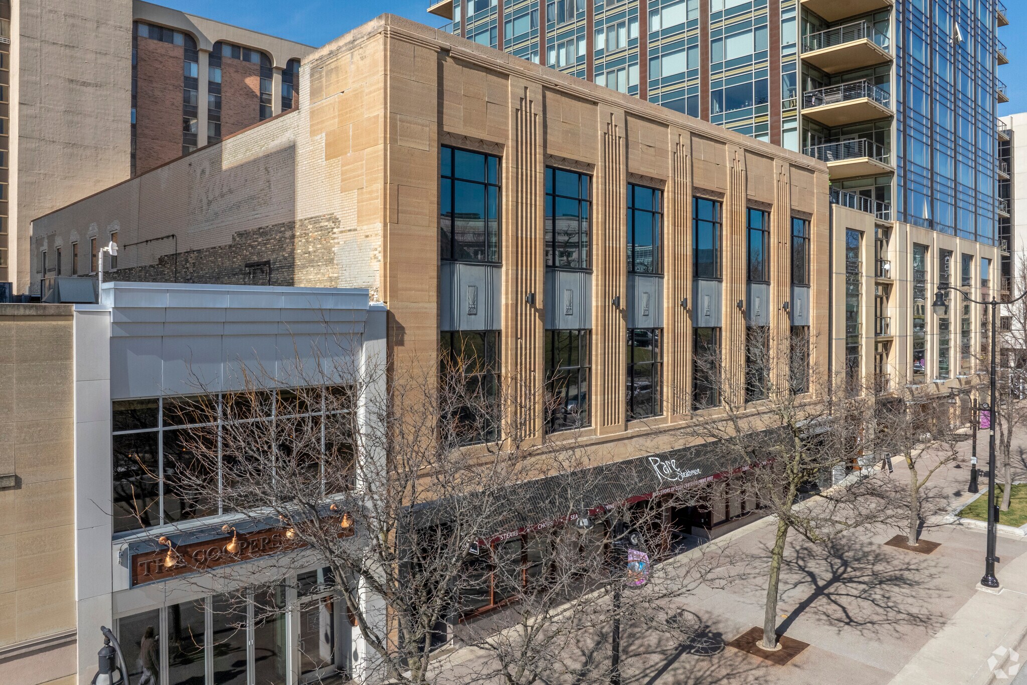 14 W Mifflin St, Madison, WI for lease Building Photo- Image 1 of 17