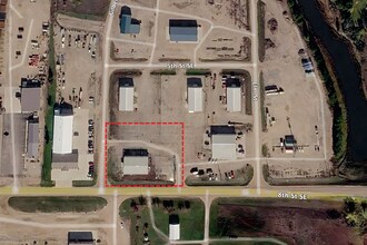 601 Gilbertson St SE, Tioga, ND - Aérien  Vue de la carte