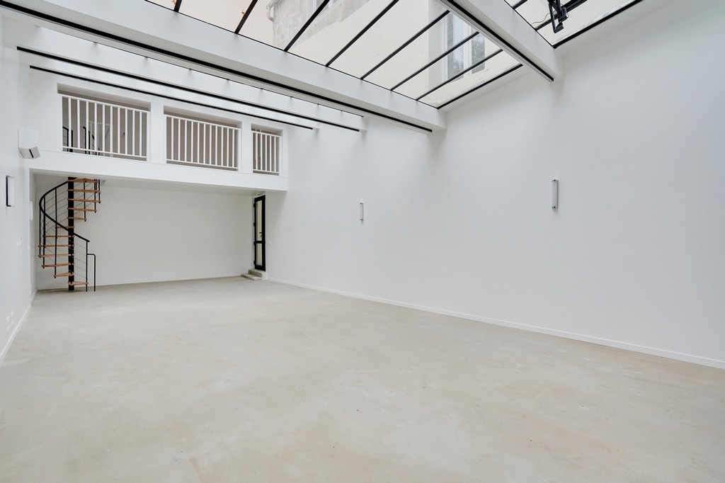 5 Rue Ferdinand Gambon, Paris, PAR 75020 - Unit 1 -  - Interior Photo - Image 1 of 10