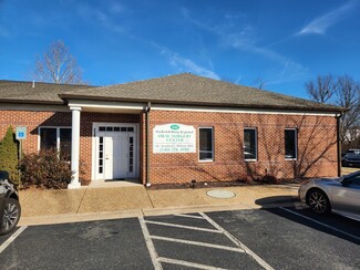 Plus de détails pour 210 Executive Center Pky, Fredericksburg, VA - Bureau à vendre