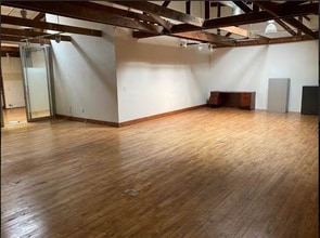1800 Essex St, Los Angeles, CA for lease Interior Photo- Image 2 of 2