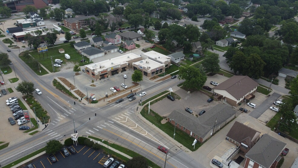 4830 Pioneers blvd, Lincoln, NE à vendre - Photo du bâtiment - Image 3 de 9