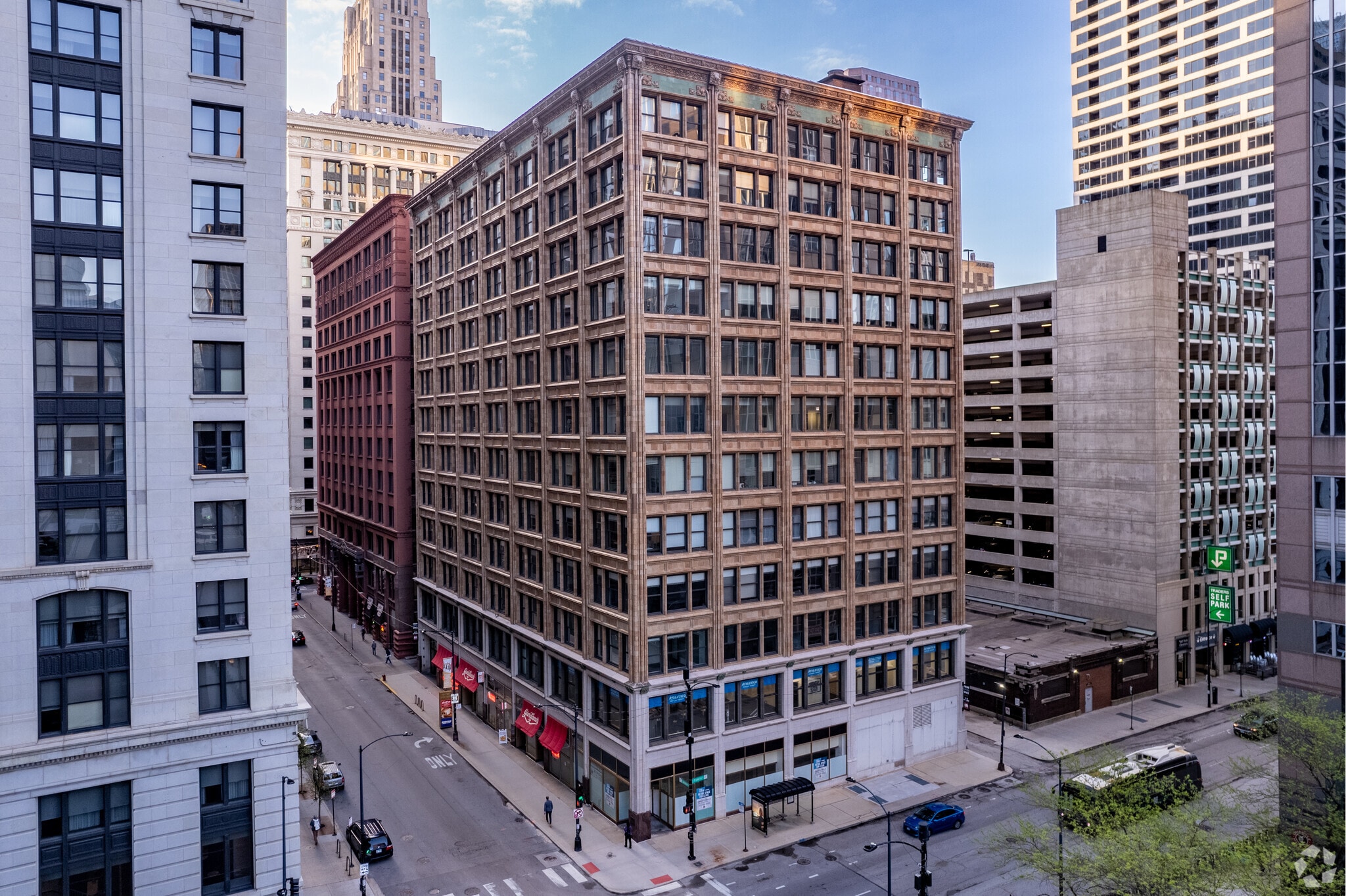223 W Jackson Blvd, Chicago, IL for lease Building Photo- Image 1 of 15
