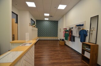 500 N Holmen Dr, Holmen, WI for lease Interior Photo- Image 1 of 5