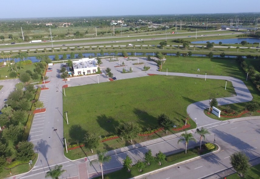 1880 SW Fountainview Blvd, Port Saint Lucie, FL à louer - Aérien - Image 3 de 3