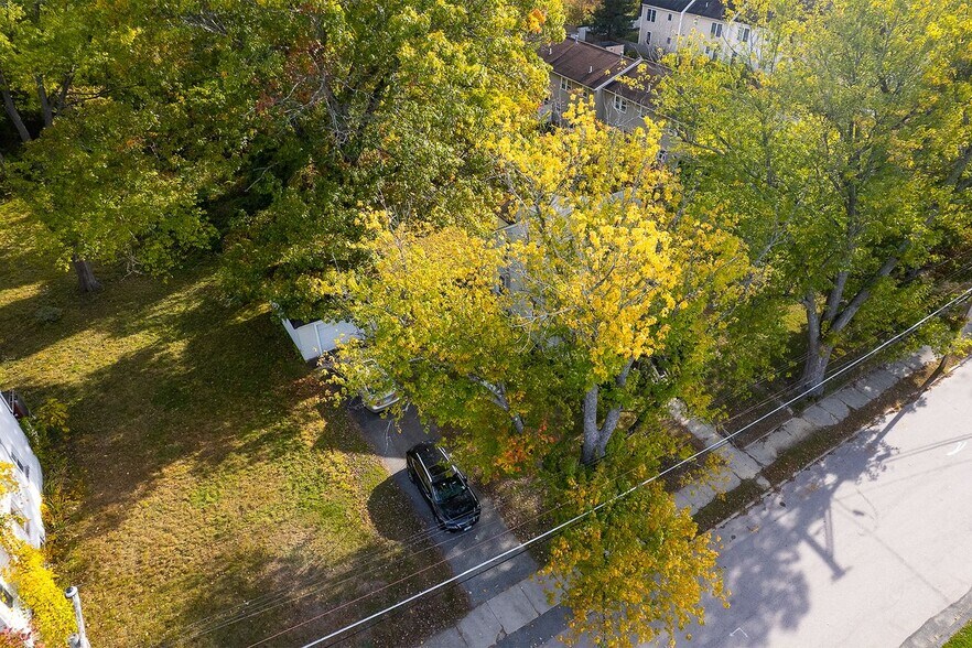 15 Atherton Ave, Nashua, NH for sale - Aerial - Image 2 of 7