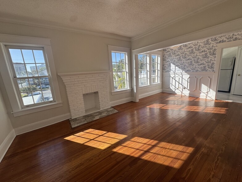 1315 S Howard Ave, Tampa, FL à louer - Photo du bâtiment - Image 2 de 8