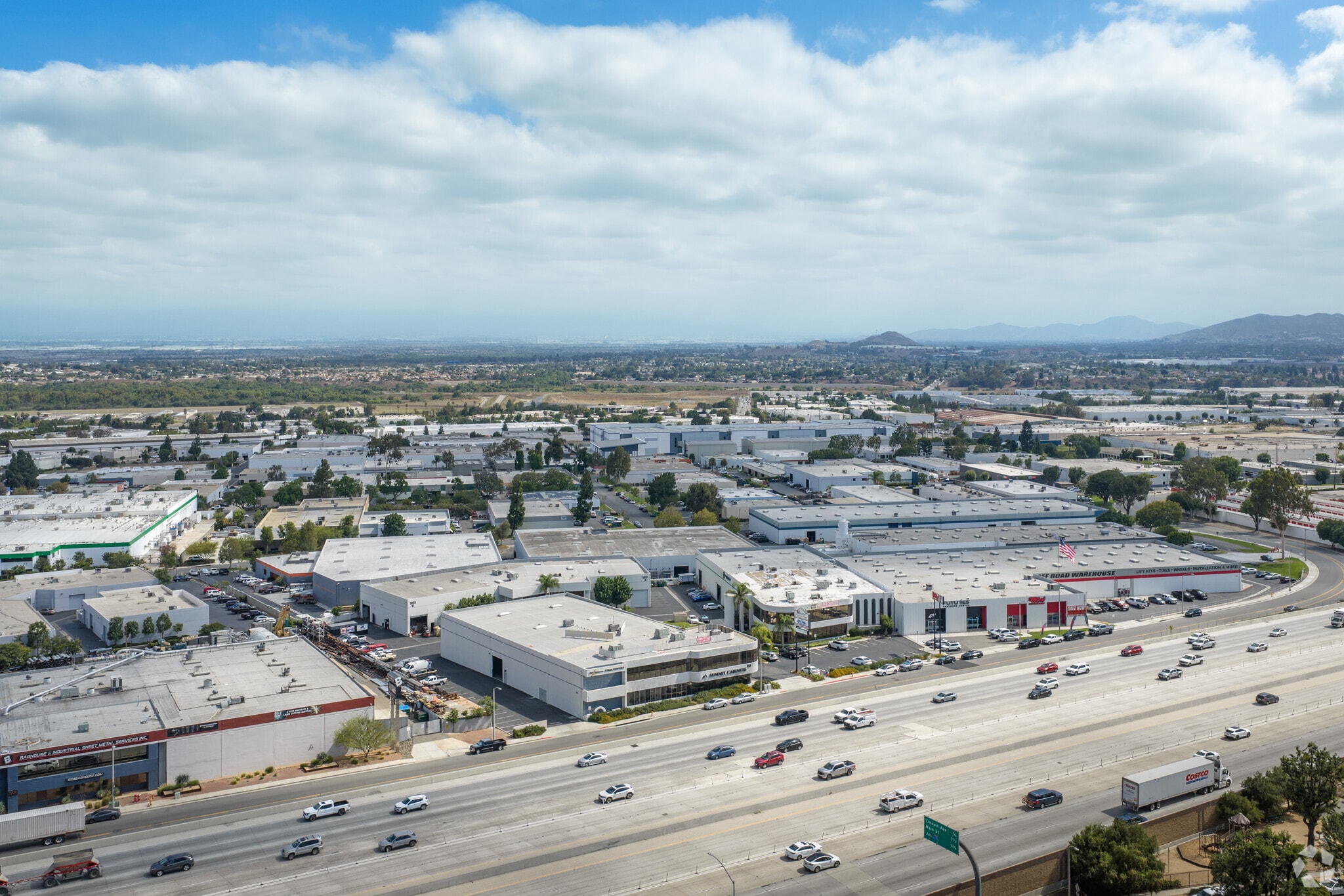 1611 W Pomona Rd, Corona, CA for lease Building Photo- Image 1 of 25