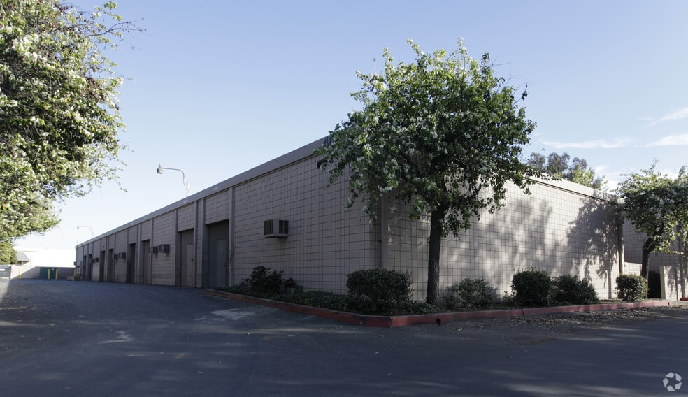 4603 Brooks St, Montclair, CA for sale - Primary Photo - Image 1 of 6