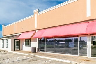 1000-1072 S Douglas Blvd, Oklahoma City, OK for lease Building Photo- Image 2 of 2