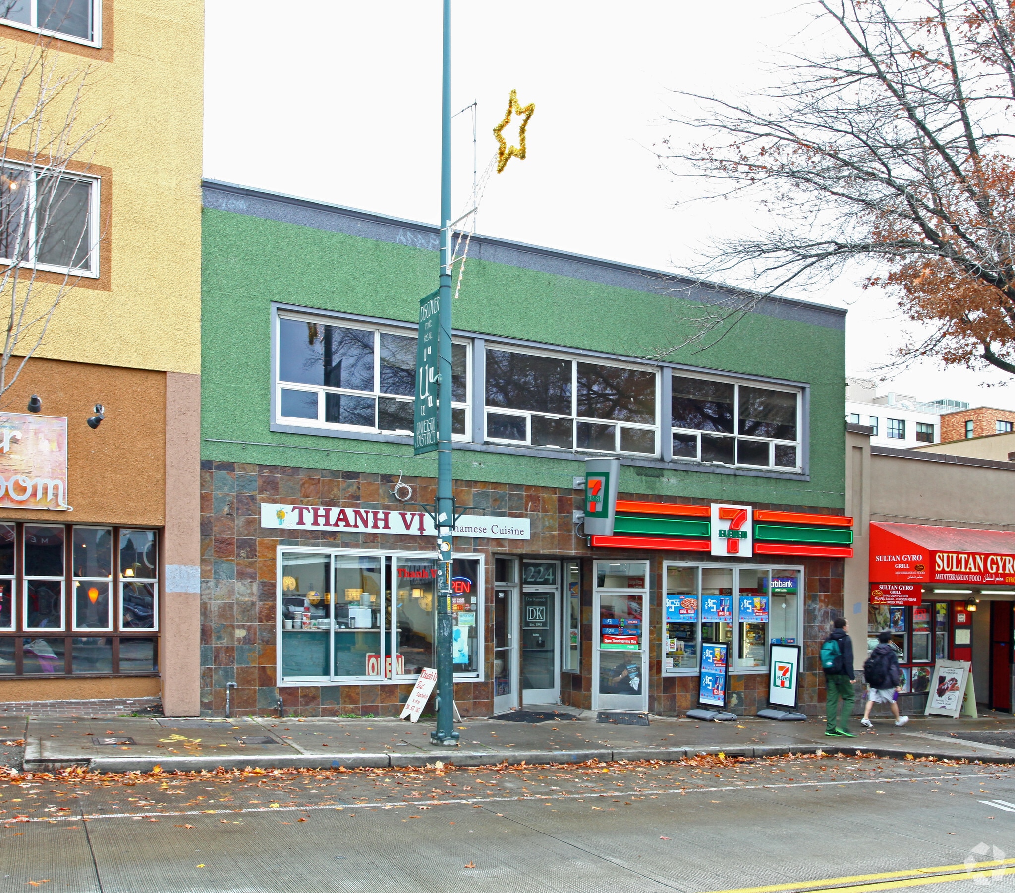 4224-4226 University Way NE, Seattle, WA for lease Primary Photo- Image 1 of 3