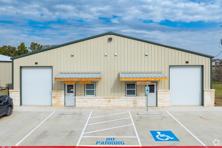 12700 Lowden Ln, Manchaca, TX for lease - Building Photo - Image 3 of 6
