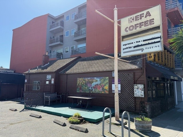 2855 Ford St, Oakland, CA for lease Building Photo- Image 1 of 16