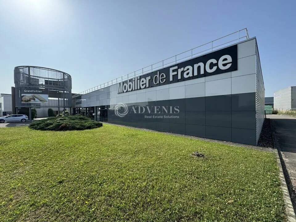 Commerce de détail dans Lampertheim à louer Photo du bâtiment- Image 1 de 6