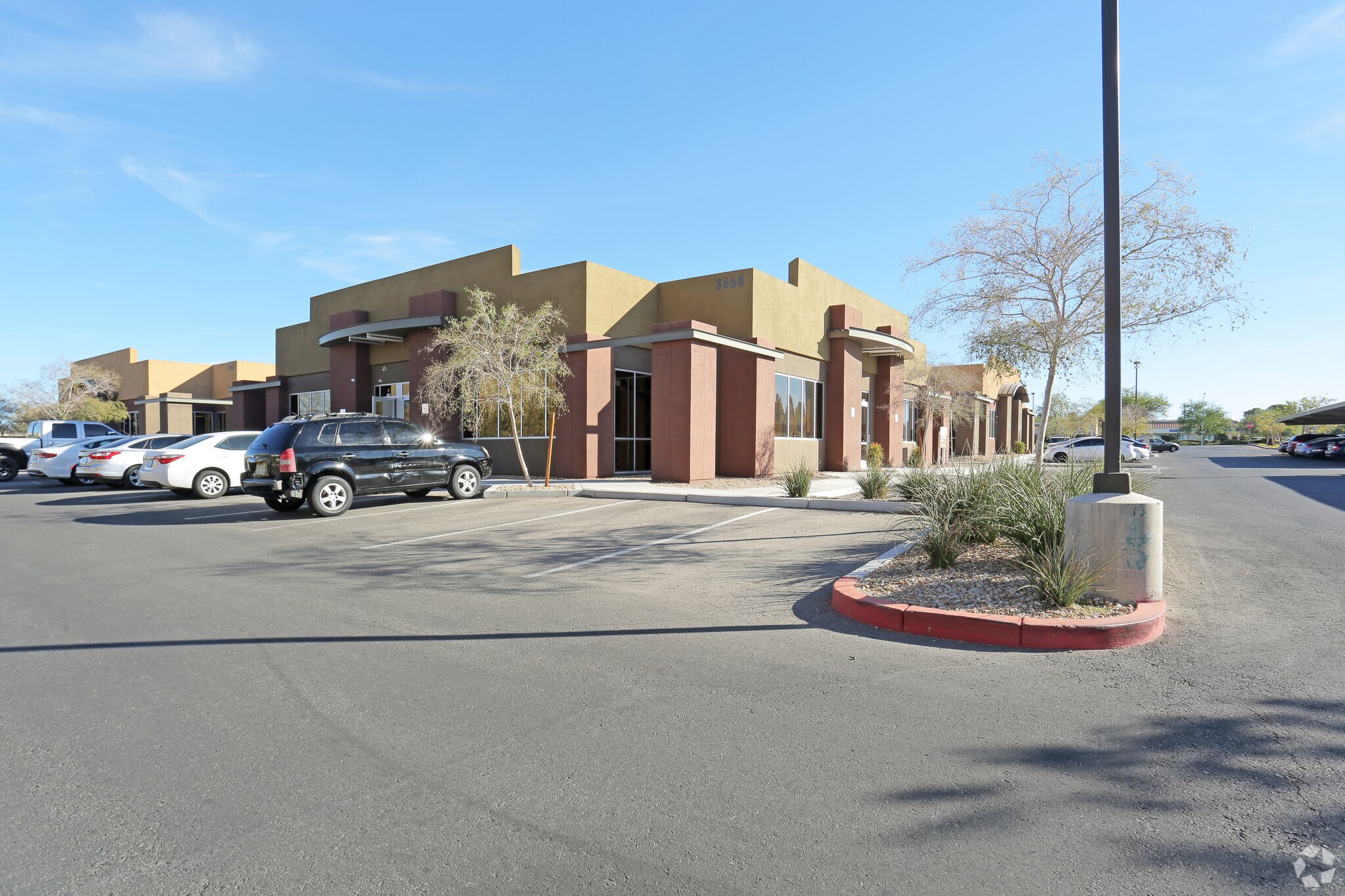 3668 E Sunset Rd, Las Vegas, NV à vendre Photo du bâtiment- Image 1 de 16