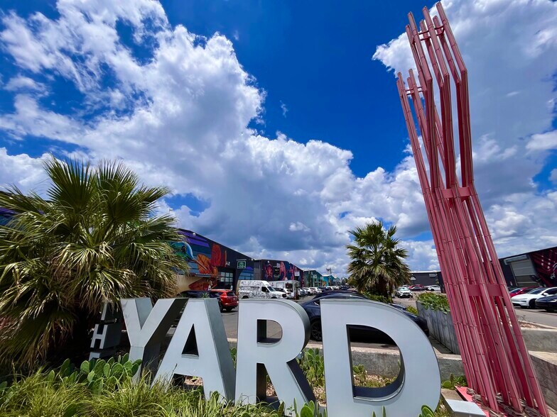 440 E Saint Elmo Rd, Austin, TX à louer - Photo du bâtiment - Image 3 de 20