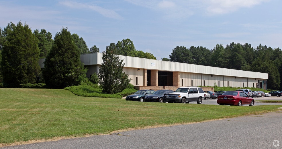 328 Elizabeth Brady Rd, Hillsborough, NC for lease - Building Photo - Image 1 of 11