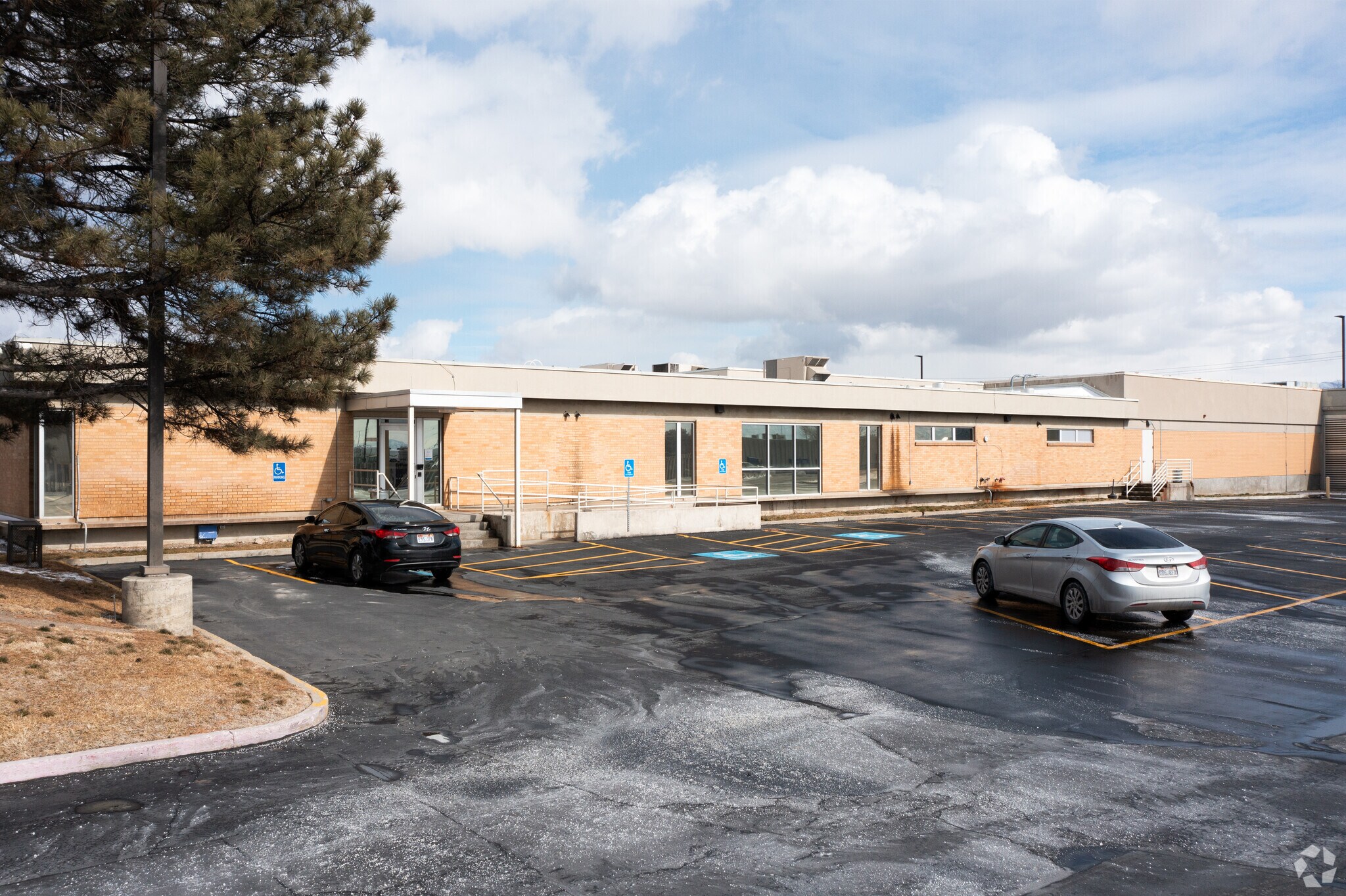 2175-2185 S 3270 W, Salt Lake City, UT for sale Primary Photo- Image 1 of 5