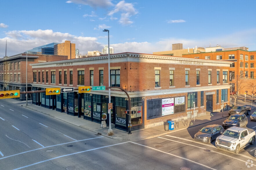 1018 MacLeod Trail SE, Calgary, AB à louer - Photo du bâtiment - Image 2 de 5
