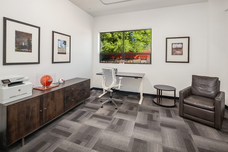 2900 NE Blakeley St, Seattle, WA for lease - Building Photo - Image 2 of 12