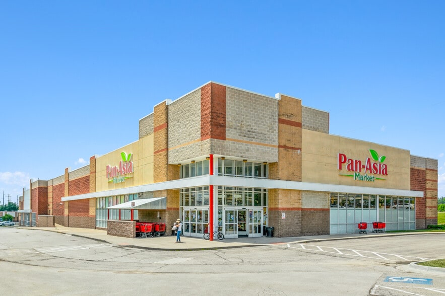 12040 Metcalf Ave, Overland Park, KS for lease - Building Photo - Image 3 of 7