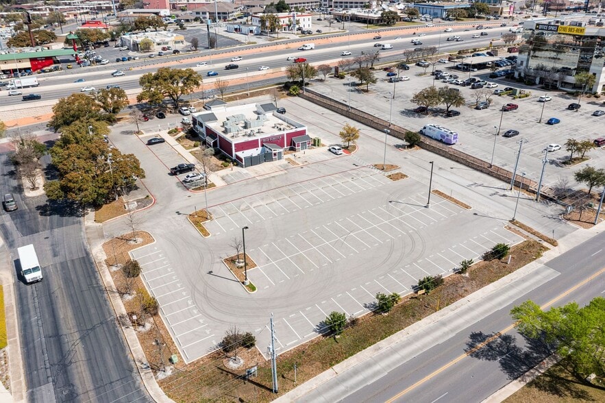 4545 Centerview, San Antonio, TX for sale - Building Photo - Image 3 of 11