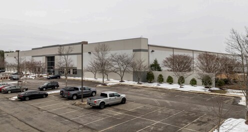 4000-4500 Technology Ct, Sandston, VA à louer - Photo du bâtiment - Image 3 de 9