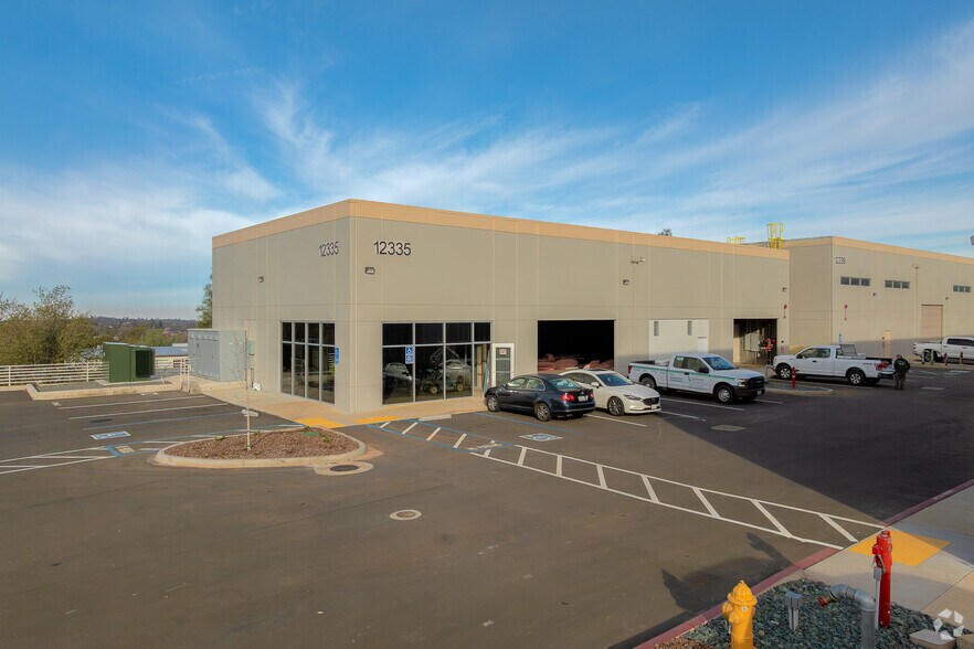 12335 Locksley Ln, Auburn, CA for sale - Primary Photo - Image 1 of 8