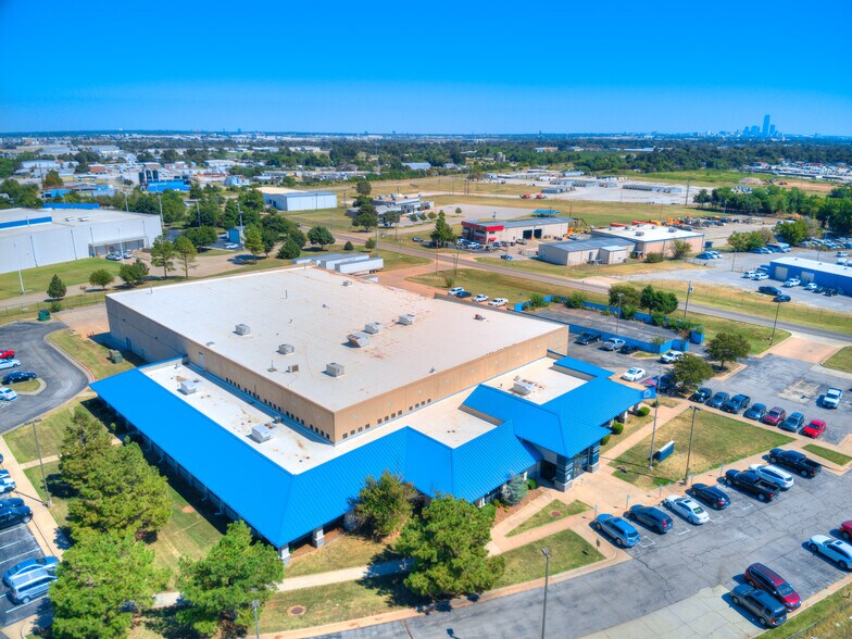 4400-4402 SW 44th St, Oklahoma City, OK à vendre - Photo du bâtiment - Image 3 de 6