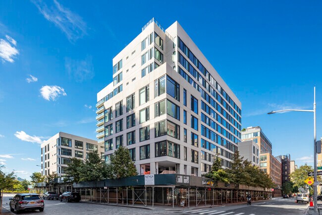 More details for 450 Washington St, New York, NY - Multifamily for Sale