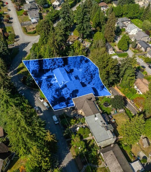 3344-3346 Viewmount Dr, Port Moody, BC for sale - Primary Photo - Image 1 of 1