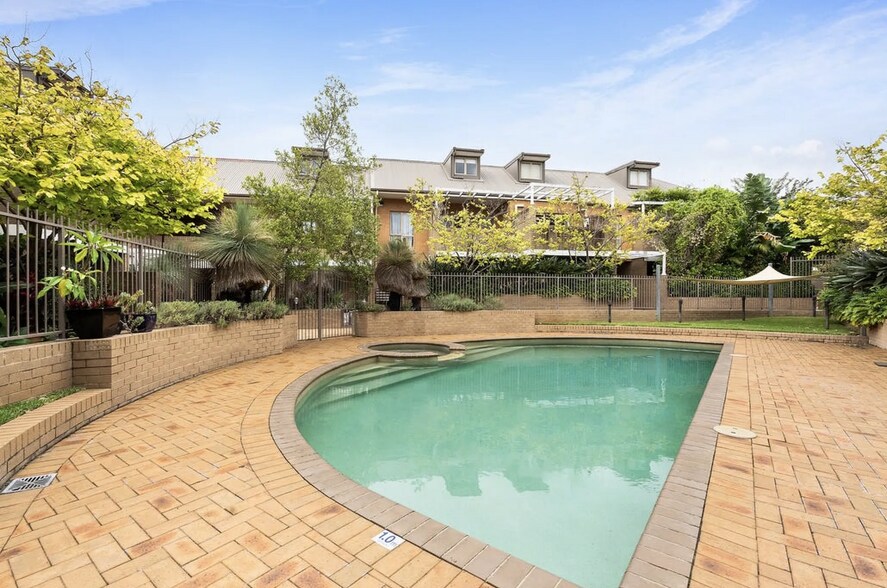 117 Constitution Rd, Dulwich Hill for sale - Building Photo - Image 2 of 2