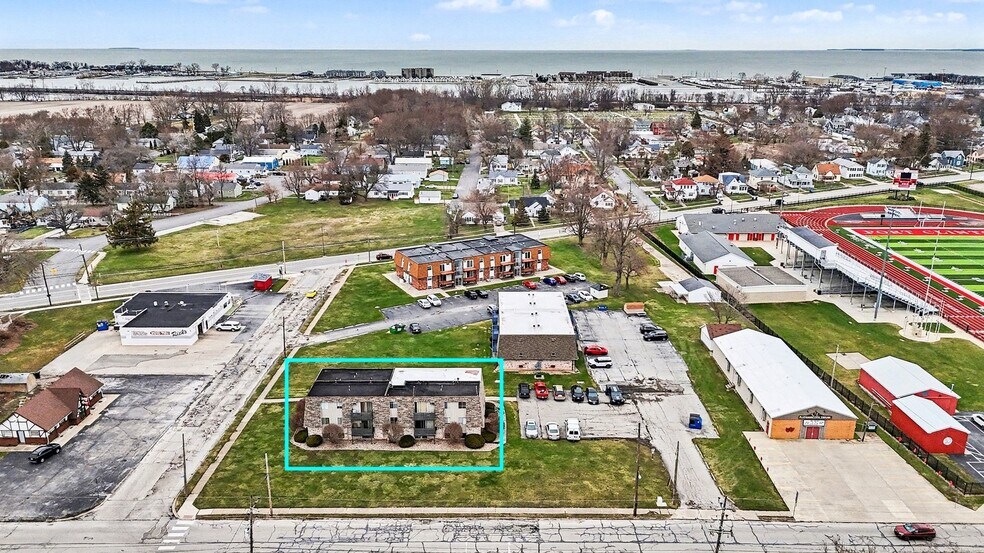 630 W 6th St, Port Clinton, OH à vendre - Photo du bâtiment - Image 2 de 5