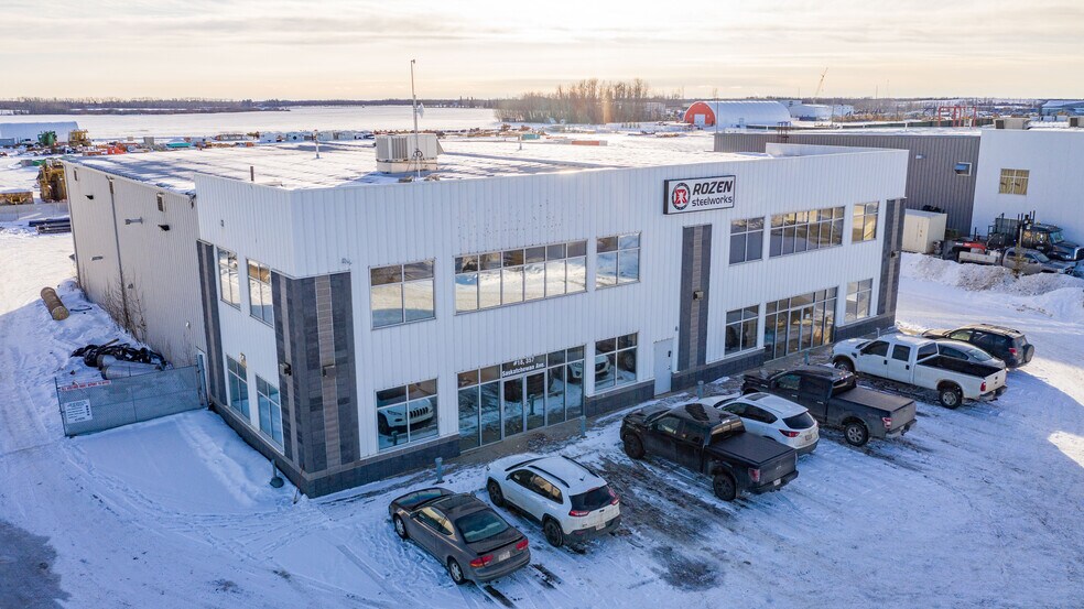 357 Saskatchewan Ave, Spruce Grove, AB à louer - Photo du bâtiment - Image 3 de 20