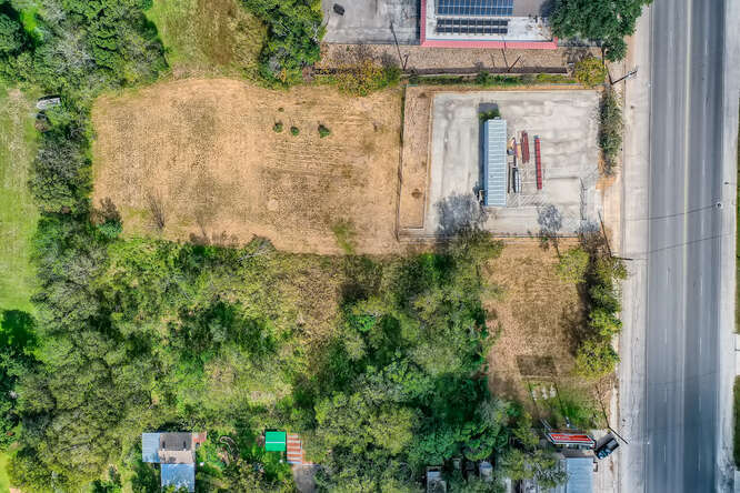 2037-2041 S WW White Rd, San Antonio, TX for sale - Building Photo - Image 2 of 12